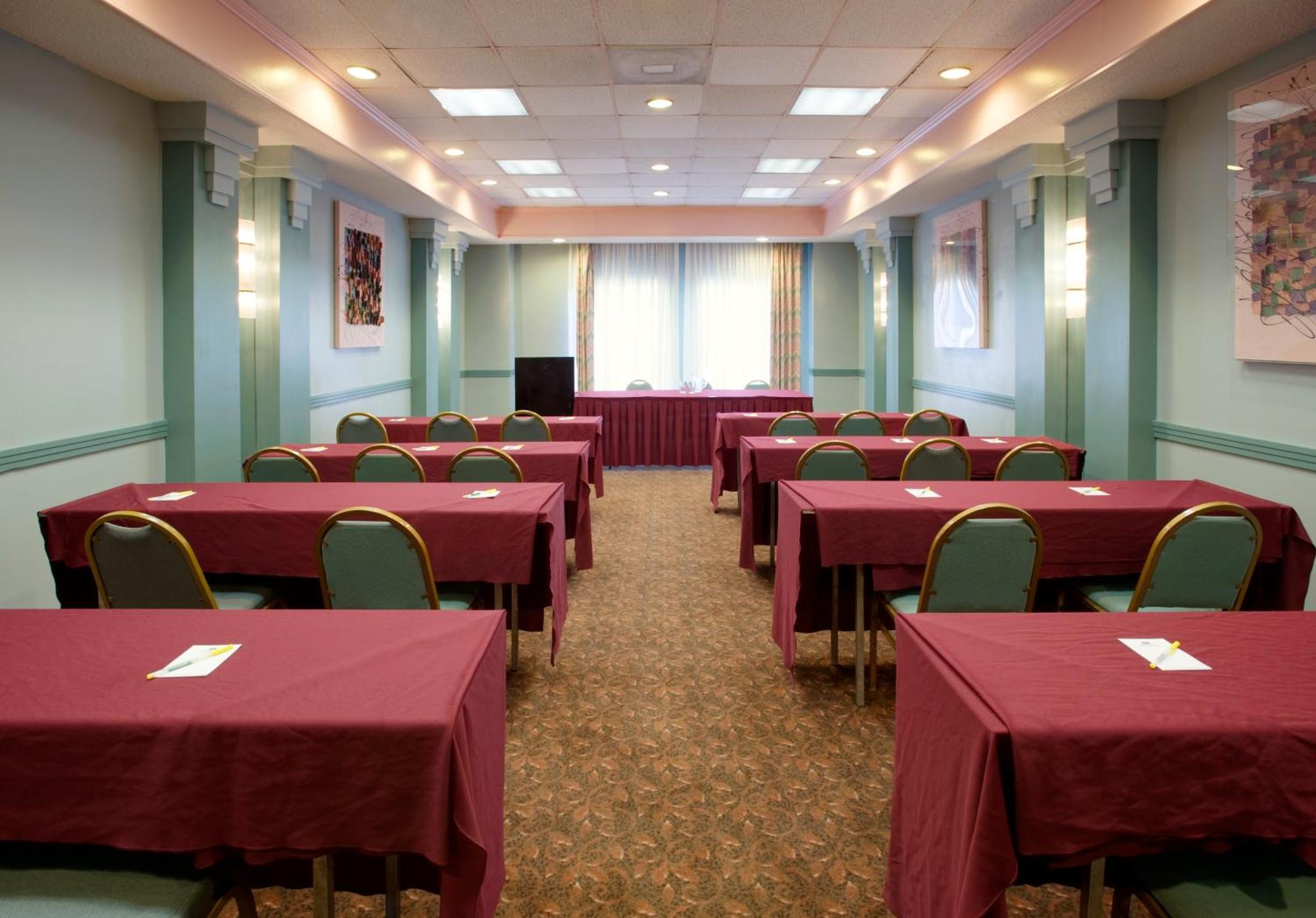 Americas Best Value Inn - Baltimore Facilities photo